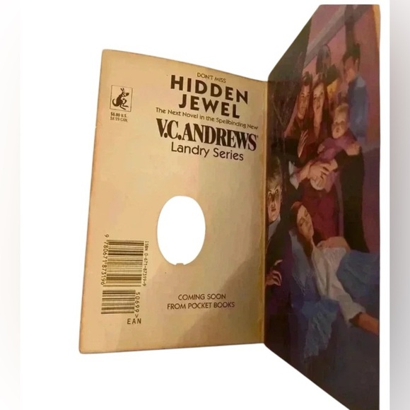 “All That Glitters” by Author VC Andrews Softcover Book written in 1995 - Picture 4 of 4